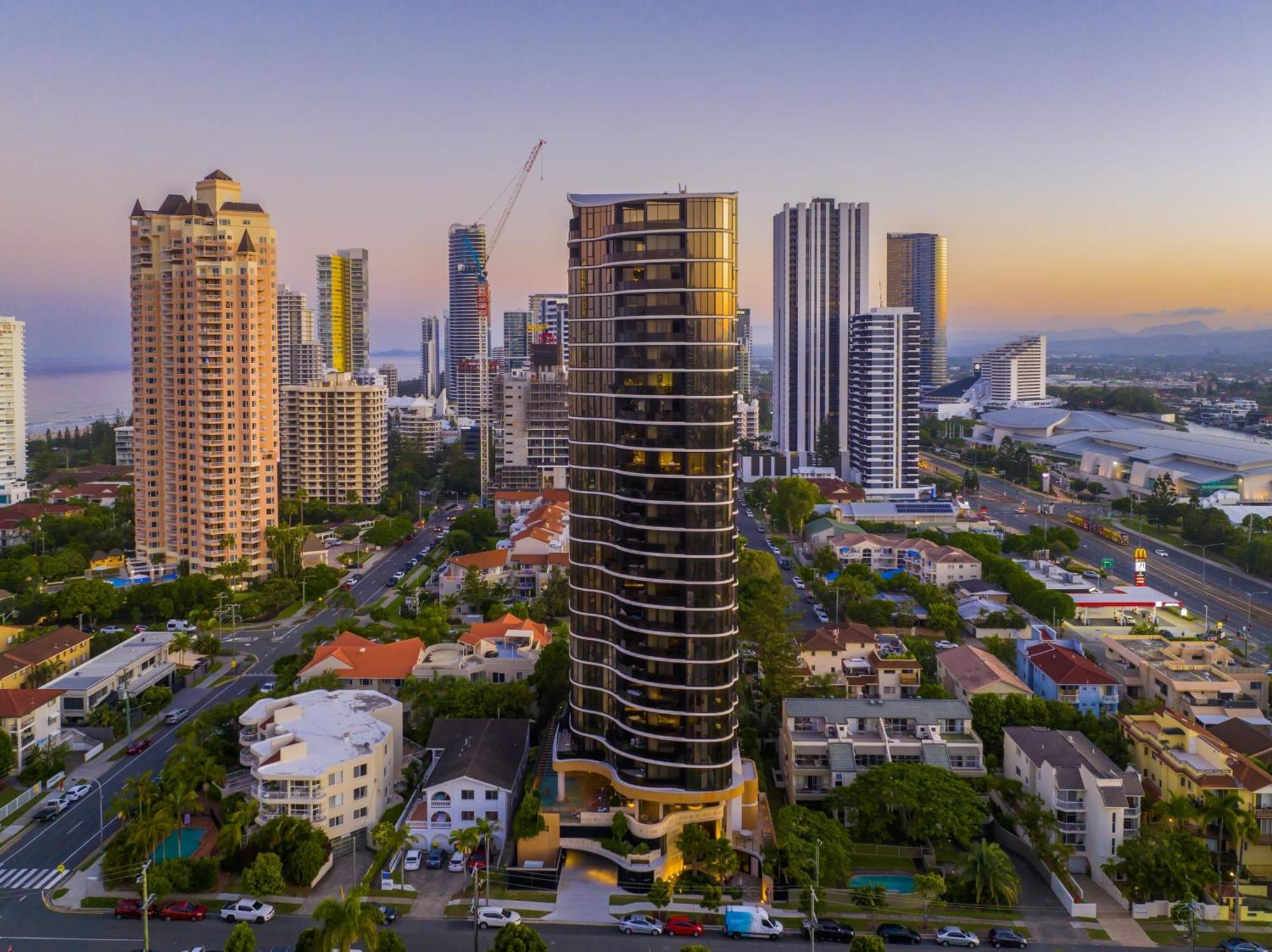 Cassa Encore - Luxury Apartments Managed By The Cassa Гоулд Коуст Екстериор снимка